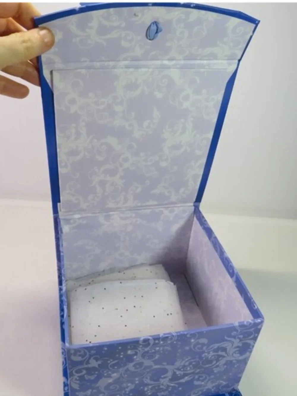 Premium Blue Princess Magnetic Flip-Top Gift Box w/ Bow & Tag Multicultural
